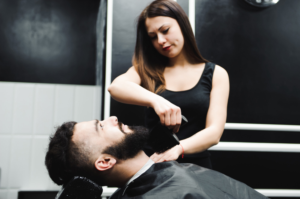 Skin Treatments at Klaavee Luxury Salon Rajouri Garden